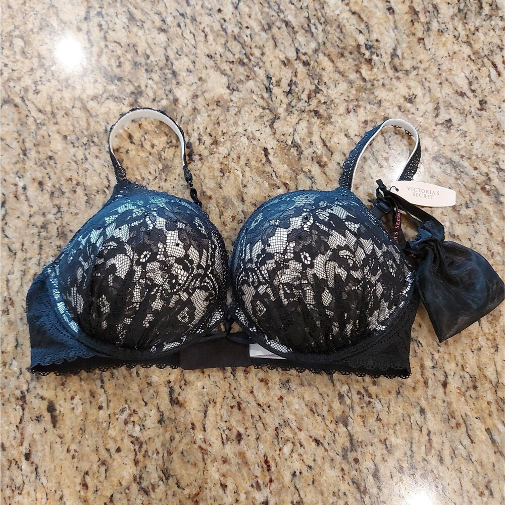 VICTORIA'S SECRET MIRACULOUS PLUNGE Bra Size 34C NWT Black Lace Convertible UW